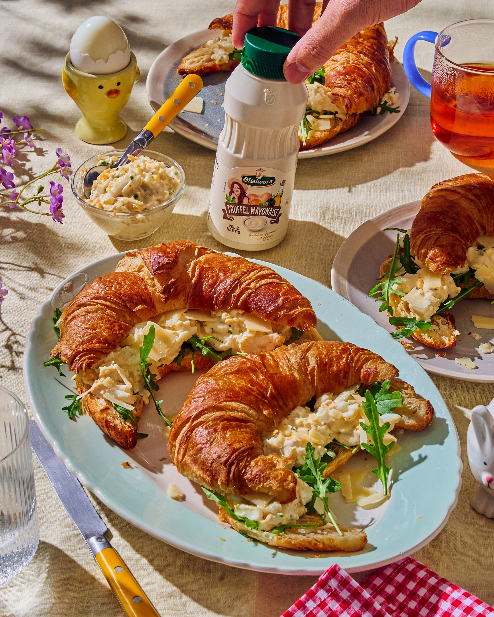 Luxe paascroissant met Truffel-eiersalade